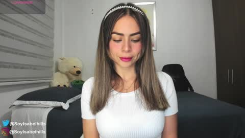 Isa online show from October 20, 2025, 11:49 pm