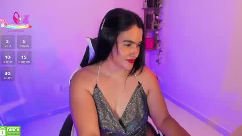 isabella_aristi03 online show from November 11, 2025, 2:33 am