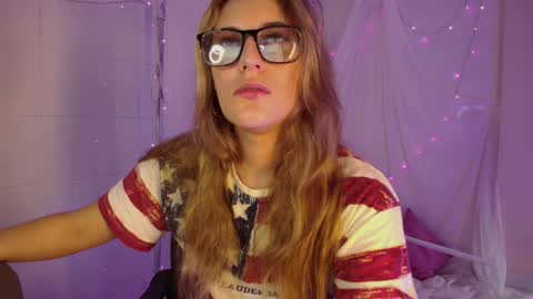 Snapshot of isabella_rross chatting on February 15, 2026, 1:20 pm Isabella Rros online show from February 15, 2026, 1:20 pm