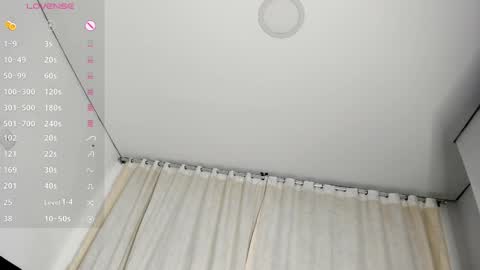 Isabella Sea online show from December 12, 2024, 5:42 am