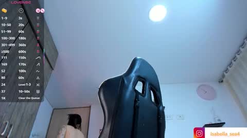 Isabella Sea online show from September 15, 2025, 12:54 am