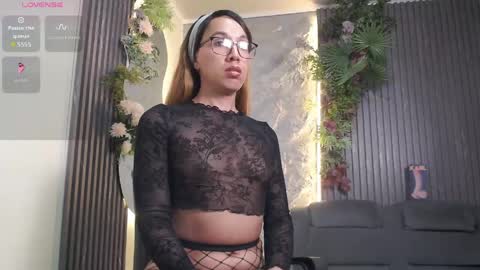Snapshot of isabella_star_ chatting on May 26, 2026, 11:39 am Camila online show from May 26, 2026, 11:39 am