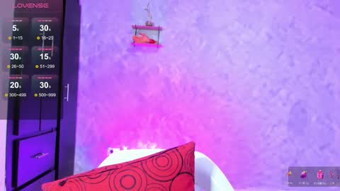 Instagram soybella01  online show from November 14, 2025, 7:12 pm