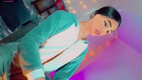 Snapshot of isabellagirs chatting on January 19, 2026, 2:59 am isabellagirs online show from January 19, 2026, 2:59 am