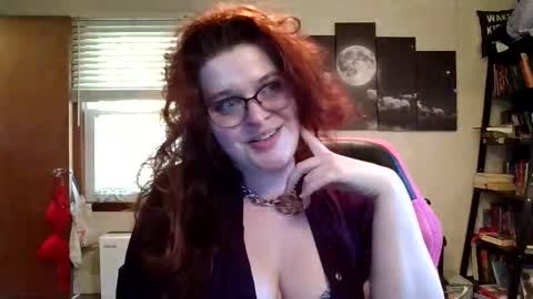 isabellamariedarcy online show from November 13, 2025, 9:25 pm
