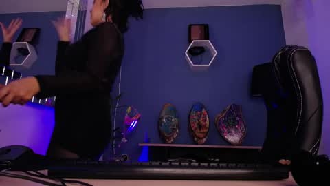 Snapshot of isabellamontier chatting on March 9, 2025, 1:46 am Isabella Montier online show from March 9, 2025, 1:46 am