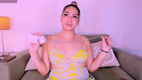  Martina  IG martissmith01 online show from February 12, 2025, 7:44 am