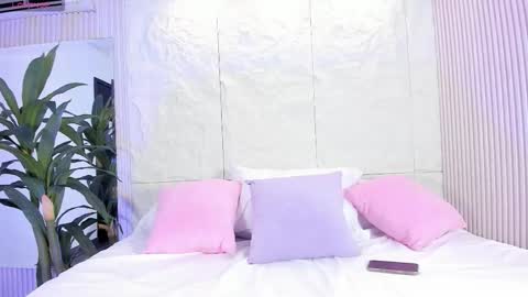 Snapshot of isabellax21 chatting on December 5, 2025, 4:21 am Isa online show from December 5, 2025, 4:21 am