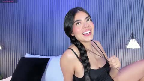 Snapshot of isabellax21 chatting on January 15, 2026, 4:17 am Isa online show from January 15, 2026, 4:17 am