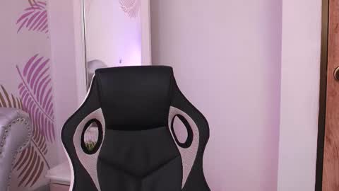   online show from March 6, 2026, 2:02 pm