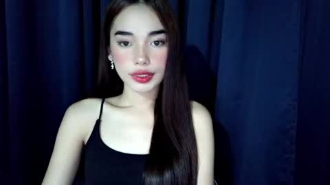 Snapshot of isabelle_willis chatting on April 21, 2026, 12:22 pm Isabelle online show from April 21, 2026, 12:22 pm