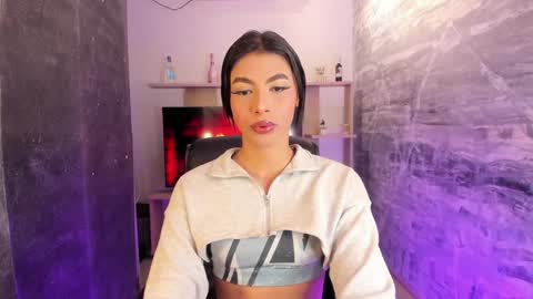 Isa online show from January 8, 2025, 5:27 am