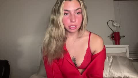 isabellekinsley online show from December 4, 2024, 2:53 am