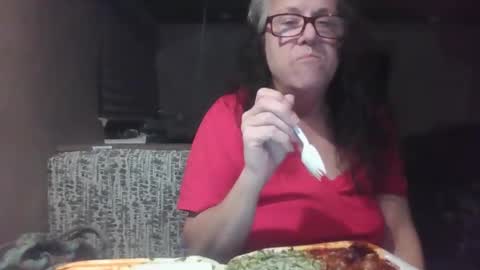 Snapshot of iseestarz420 chatting on December 6, 2024, 11:14 pm Iseestarz420 online show from December 6, 2024, 11:14 pm