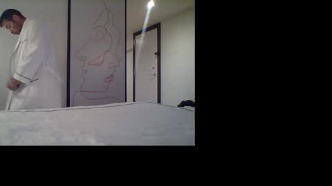 Snapshot of ishouldntbeonhereagain chatting on March 16, 2026, 7:23 am Daddy Master Master Daddy online show from March 16, 2026, 7:23 am