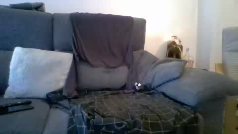 isi99999 online show from January 4, 2025, 4:11 pm