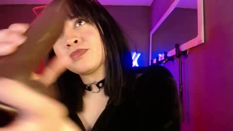 Snapshot of isis_diosa chatting on November 10, 2025, 2:38 pm Ana Maria online show from November 10, 2025, 2:38 pm