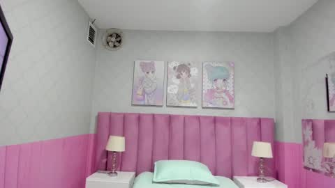 Snapshot of isis_loraine_ chatting on March 6, 2025, 2:19 am ISIS online show from March 6, 2025, 2:19 am