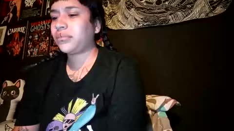 Snapshot of isisbathory chatting on November 8, 2025, 12:55 am Isis online show from November 8, 2025, 12:55 am