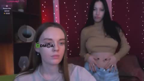 Snapshot of isla_dior chatting on November 18, 2025, 3:05 pm isla_dior online show from November 18, 2025, 3:05 pm