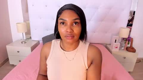 Snapshot of isla_scott chatting on January 9, 2026, 11:24 am Vanessa online show from January 9, 2026, 11:24 am