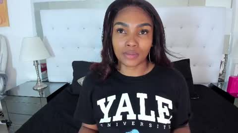 Vanessa online show from July 14, 2026, 11:27 am