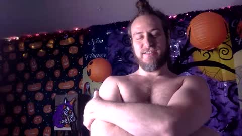 Snapshot of islanddudehawaii chatting on November 15, 2025, 12:30 am IslandDudeHawaii online show from November 15, 2025, 12:30 am