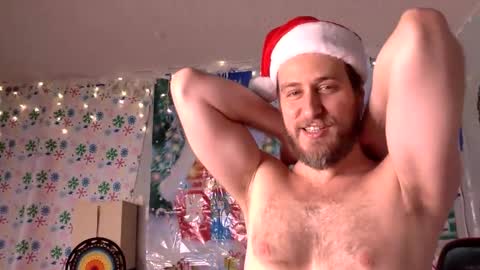 IslandDudeHawaii online show from December 18, 2025, 12:27 am