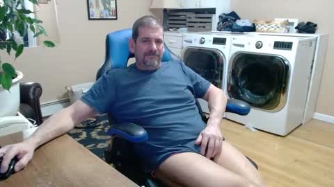 Jim online show from February 3, 2025, 9:41 am