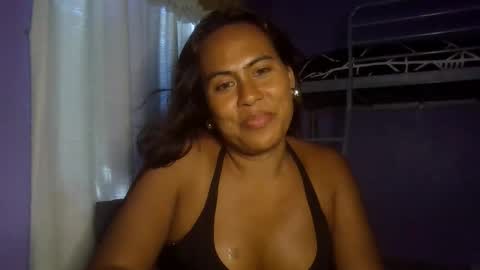 IslandVelvet online show from December 23, 2025, 4:54 am