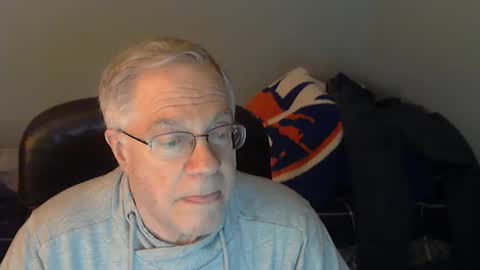 islesman22 online show from January 1, 2025, 11:40 pm