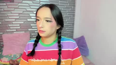 Snapshot of issa_garcia chatting on February 20, 2025, 2:24 pm I S S A B E L A Igissaa ax Xlittleissa online show from February 20, 2025, 2:24 pm