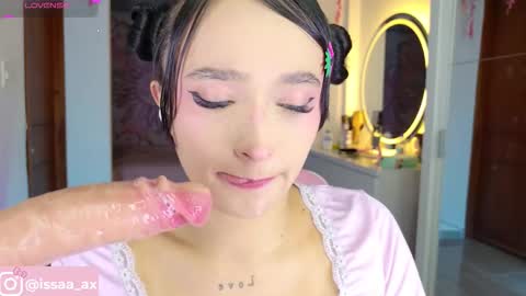 Snapshot of issa_garcia chatting on February 25, 2026, 11:03 pm I S S A B E L A Igissaa ax Xlittleissa online show from February 25, 2026, 11:03 pm