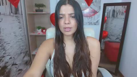 Snapshot of issa_nassar chatting on February 16, 2025, 2:32 pm Issa online show from February 16, 2025, 2:32 pm