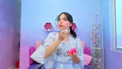 Snapshot of issa_skinny_ chatting on September 27, 2025, 11:37 am Issa Skinny online show from September 27, 2025, 11:37 am