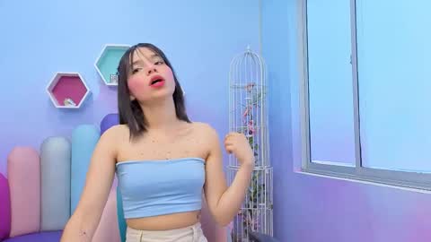 Snapshot of issa_skinny_ chatting on October 19, 2025, 11:33 am Issa Skinny online show from October 19, 2025, 11:33 am