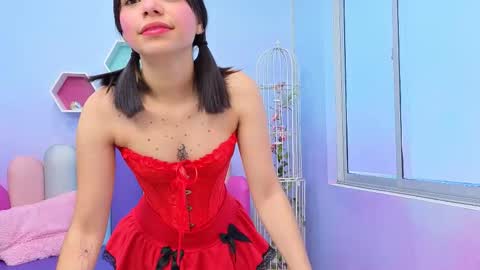 Snapshot of issa_skinny_ chatting on October 20, 2025, 11:32 am Issa Skinny online show from October 20, 2025, 11:32 am
