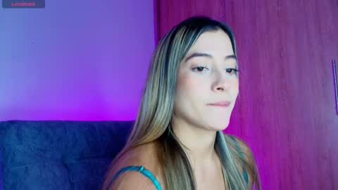 issabela_g1 online show from September 28, 2025, 2:39 am