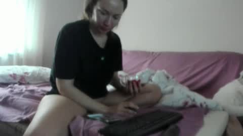 Issabelle online show from March 2, 2026, 5:30 am