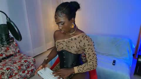 Snapshot of isseymz chatting on September 14, 2025, 9:08 am Iseey online show from September 14, 2025, 9:08 am