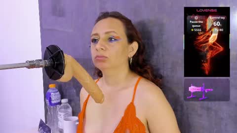 Snapshot of issys_milf chatting on June 12, 2026, 11:53 am ISSYS online show from June 12, 2026, 11:53 am