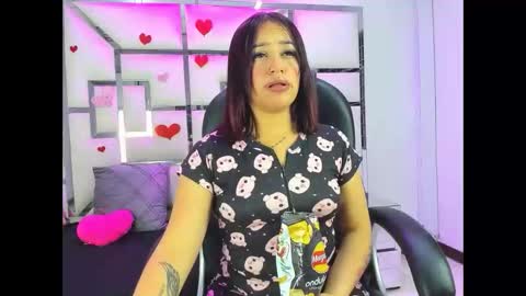 Snapshot of issysleblanc chatting on February 12, 2026, 2:50 am Issys online show from February 12, 2026, 2:50 am