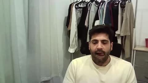 italianboybcn online show from January 14, 2026, 6:52 am