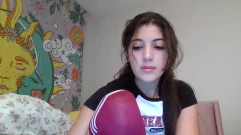 ItalianKitty online show from November 26, 2025, 8:54 pm