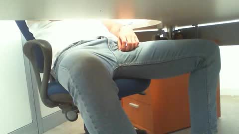 Snapshot of italiansirforyou chatting on September 11, 2025, 12:16 pm Alex online show from September 11, 2025, 12:16 pm