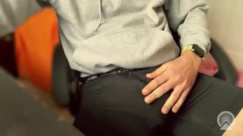 Snapshot of italyhung13 chatting on February 16, 2026, 4:14 pm Italian BWC online show from February 16, 2026, 4:14 pm