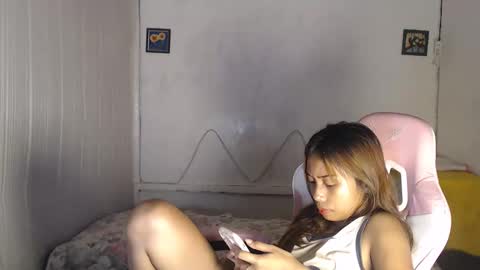 Snapshot of its_andrea chatting on October 20, 2025, 6:47 am its andrea online show from October 20, 2025, 6:47 am