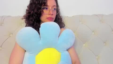 Snapshot of its_marie chatting on February 11, 2025, 5:18 pm Maria online show from February 11, 2025, 5:18 pm