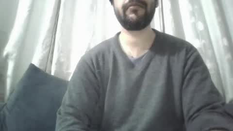 Snapshot of its_me_2323 chatting on January 22, 2025, 1:53 am its_me_2323 online show from January 22, 2025, 1:53 am