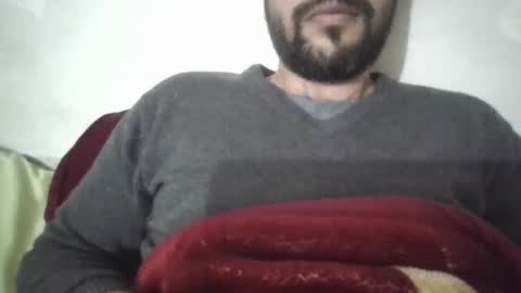 Snapshot of its_me_2323 chatting on January 22, 2025, 5:05 am its_me_2323 online show from January 22, 2025, 5:05 am